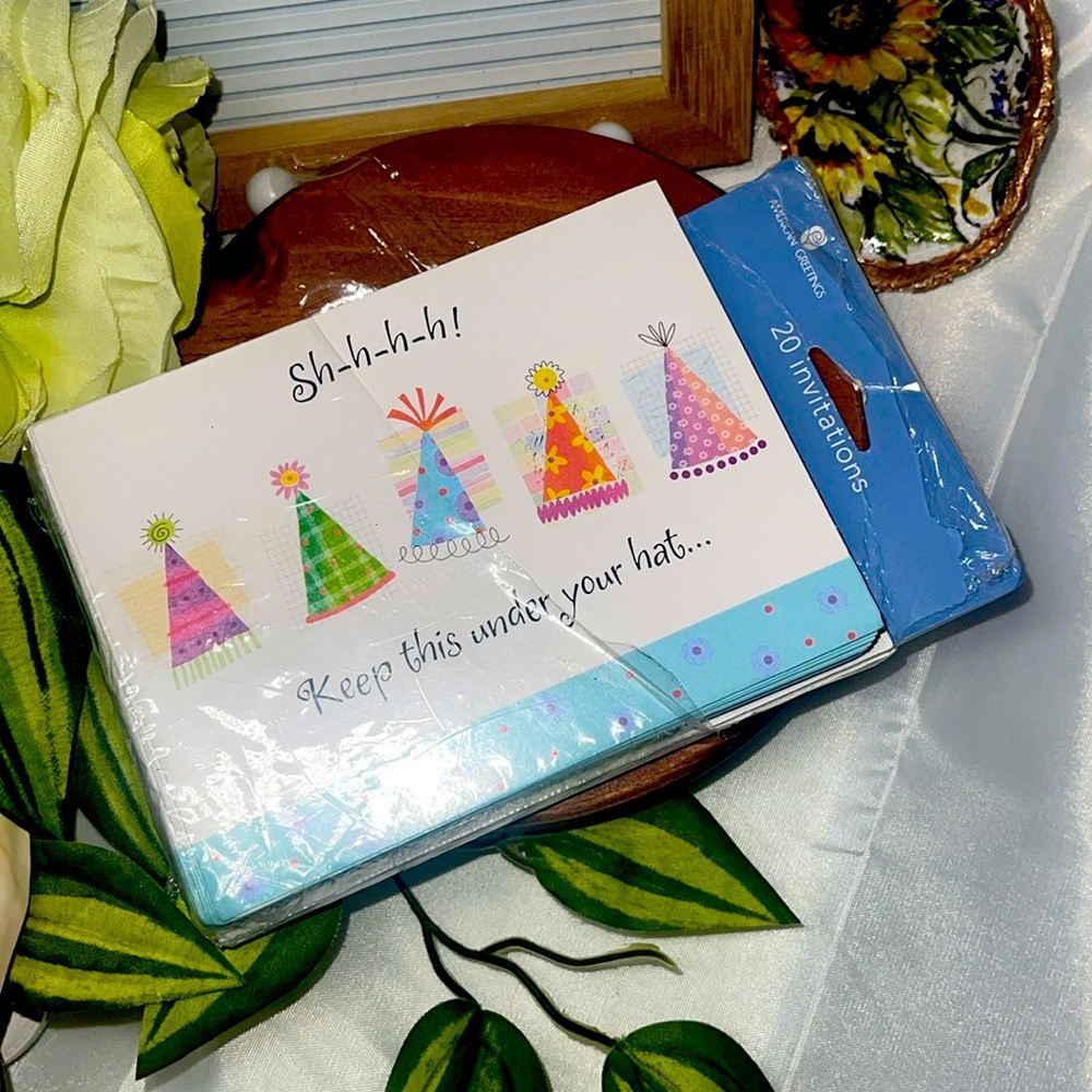 AMERICAN GREETINGS BIRTHDAY PARTY/INVITATIONS 20 CARDS & Envelopes- New